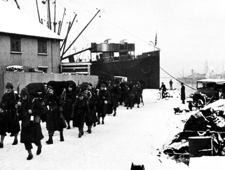 US troops disembark in Reykjavik, Iceland [Public domain, wiki]