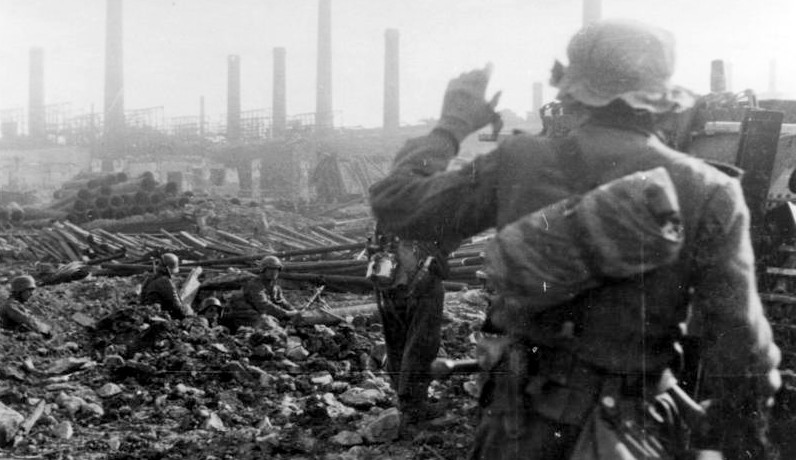Stalingrad, September 1942 [Bundesarchiv, Bild 146-1974-107-66/ CC-BY-SA]